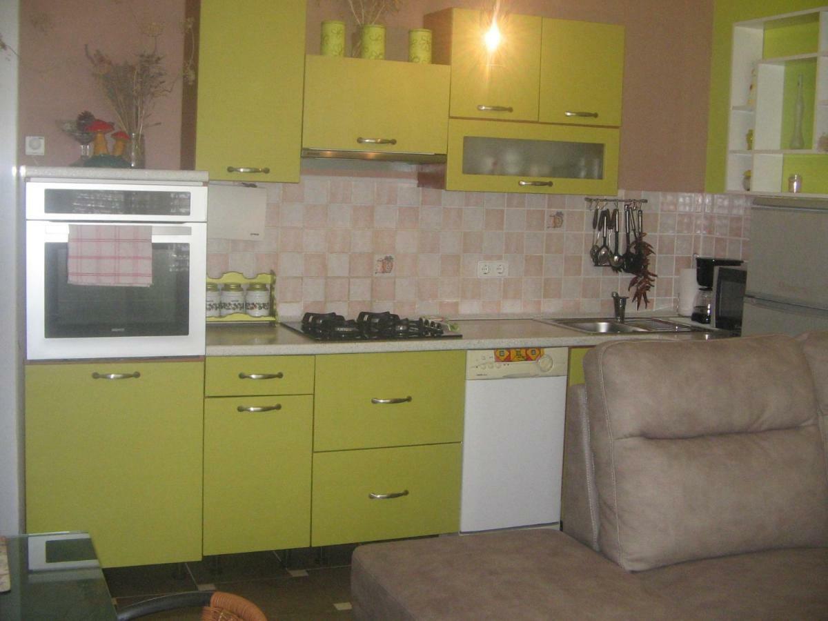 Apartman Karla Crikvenica Exterior foto